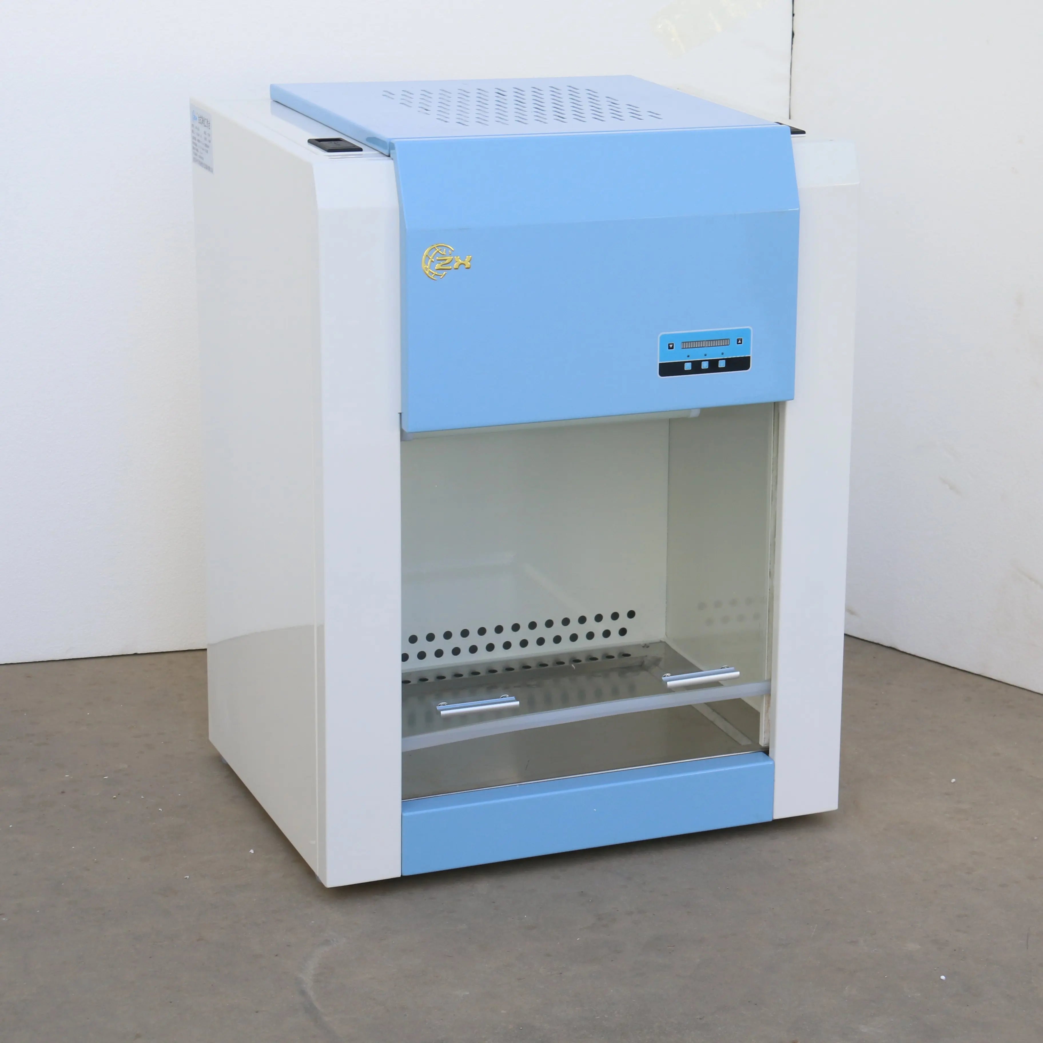 Laboratory Good Price Desktop Clean Bench Laminar Flow Cabinet Medical, For The Pharmaceutical Industry For Biological Hazards