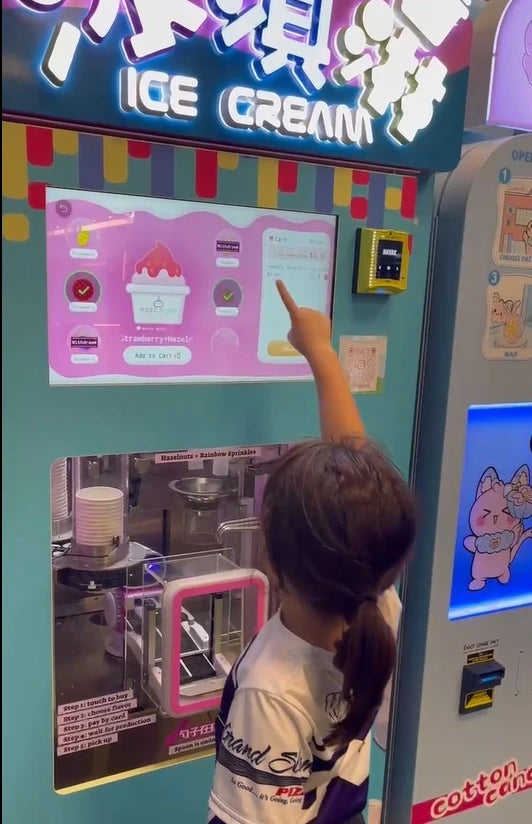 Customized Commercial Efficient Cooling Ice Cream Machine Automated Fast Continuous with Fresh Fruit Nut Ingredients Vending