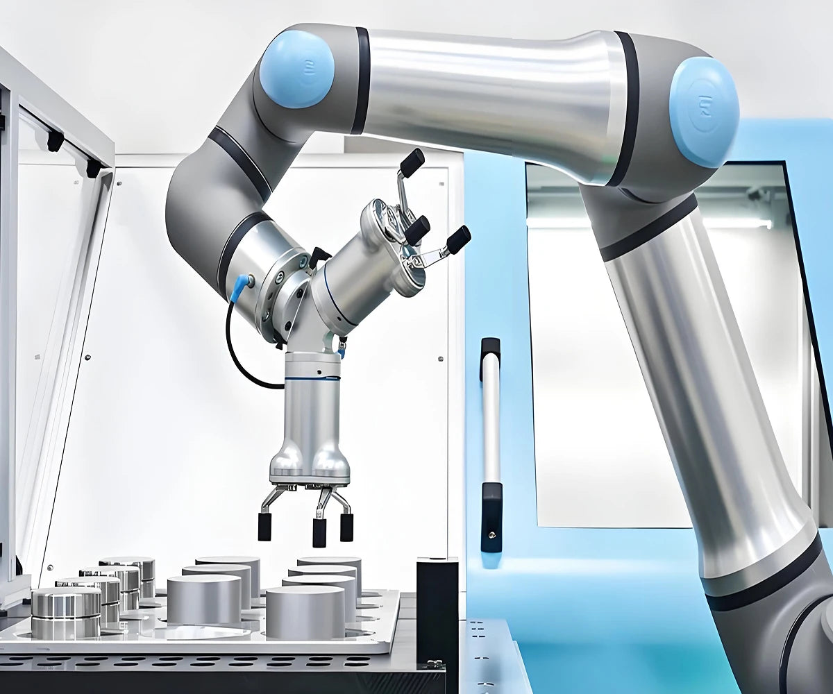 UR30 Robot Collaborative Robot Payload of 35kg Working Radius of 1300mm for Handling and Heavy Palletizing IP65 High Performance - Image 5